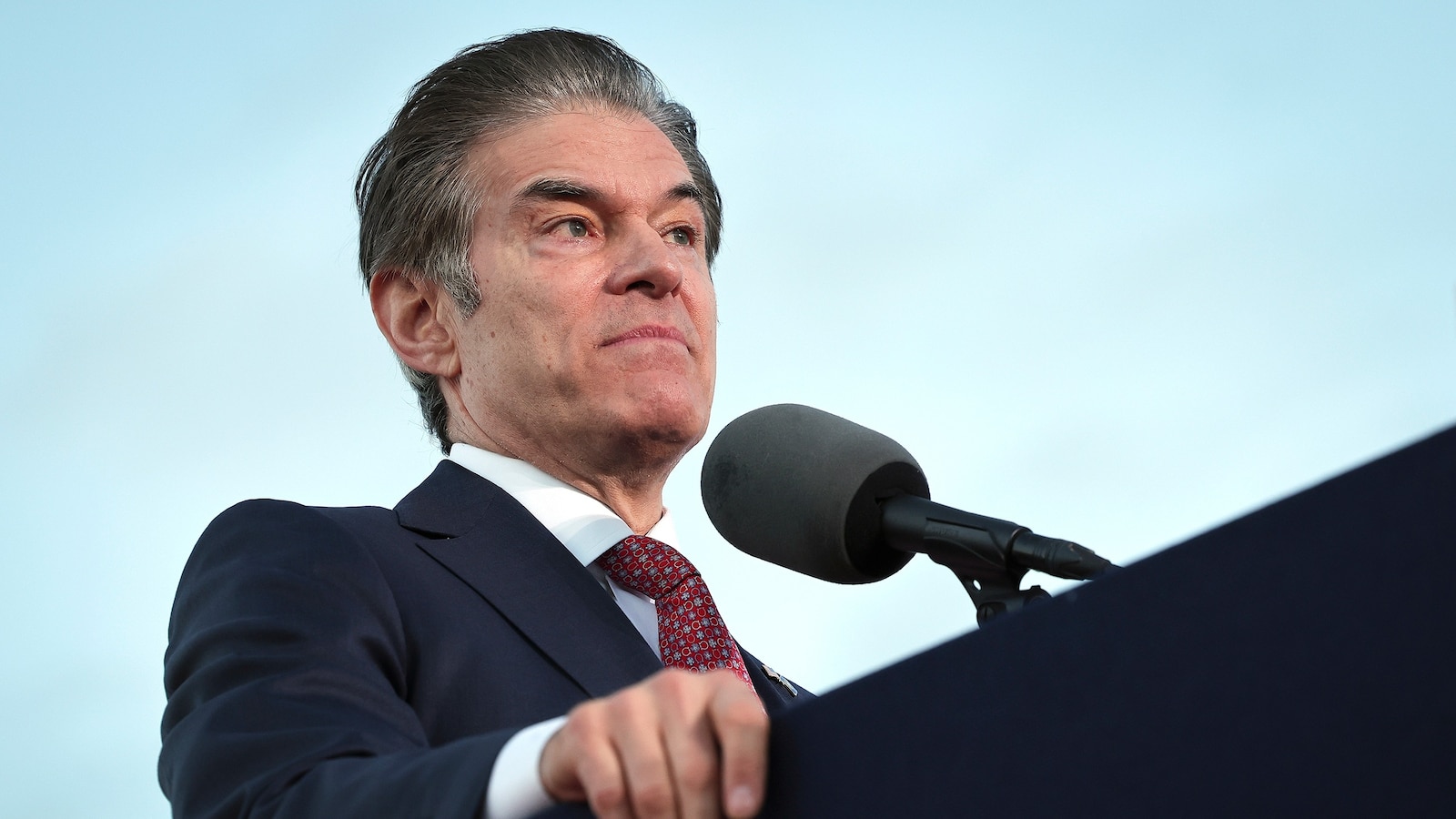 Dr. Mehmet Oz Chosen to Oversee Medicare and Medicaid Services