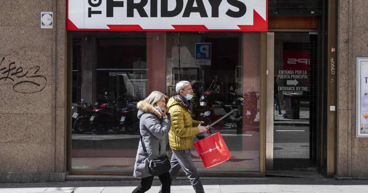 TGI Fridays Declares Bankruptcy Amidst Industry Struggles