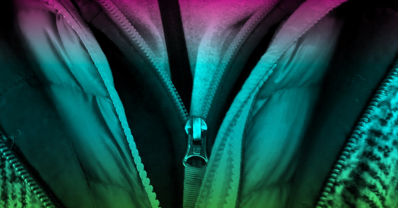 Staying Comfortable: Mastering the Art of Layering Clothing