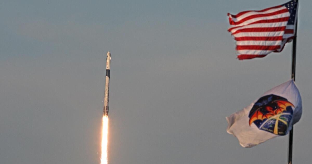 Analyzing NASA’s SpaceX Mission Launch from Kennedy Space Center