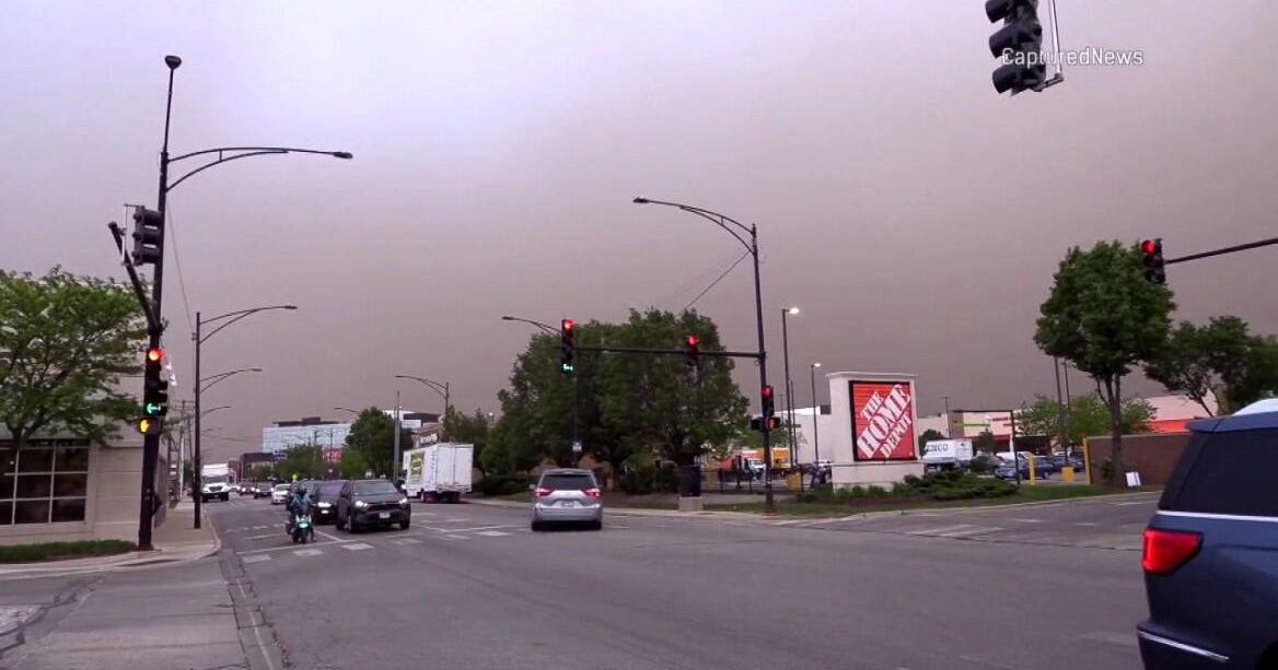 Dust Cloud Envelops Chicago: A Historical Phenomenon